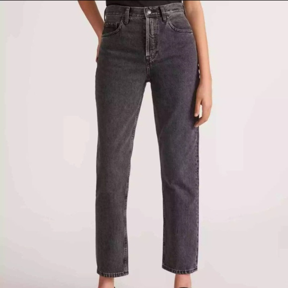 Everlane Denim - Everlane The ’90s Cheeky Jean organic cotton in washed black size 23